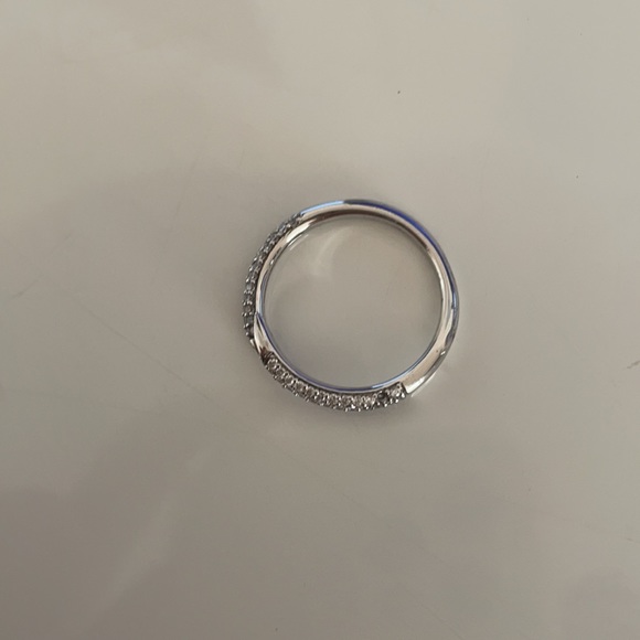 Silver ring - Picture 3 of 5